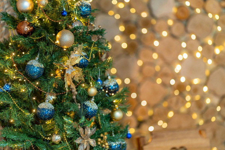 Get Festive with Pre-Lit Christmas Trees: The Ultimate Guide to Picking the Perfect 12ft Tree