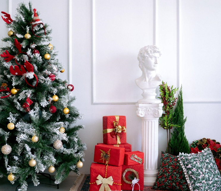 Christmas Trees for Sale: Tips for Decorating